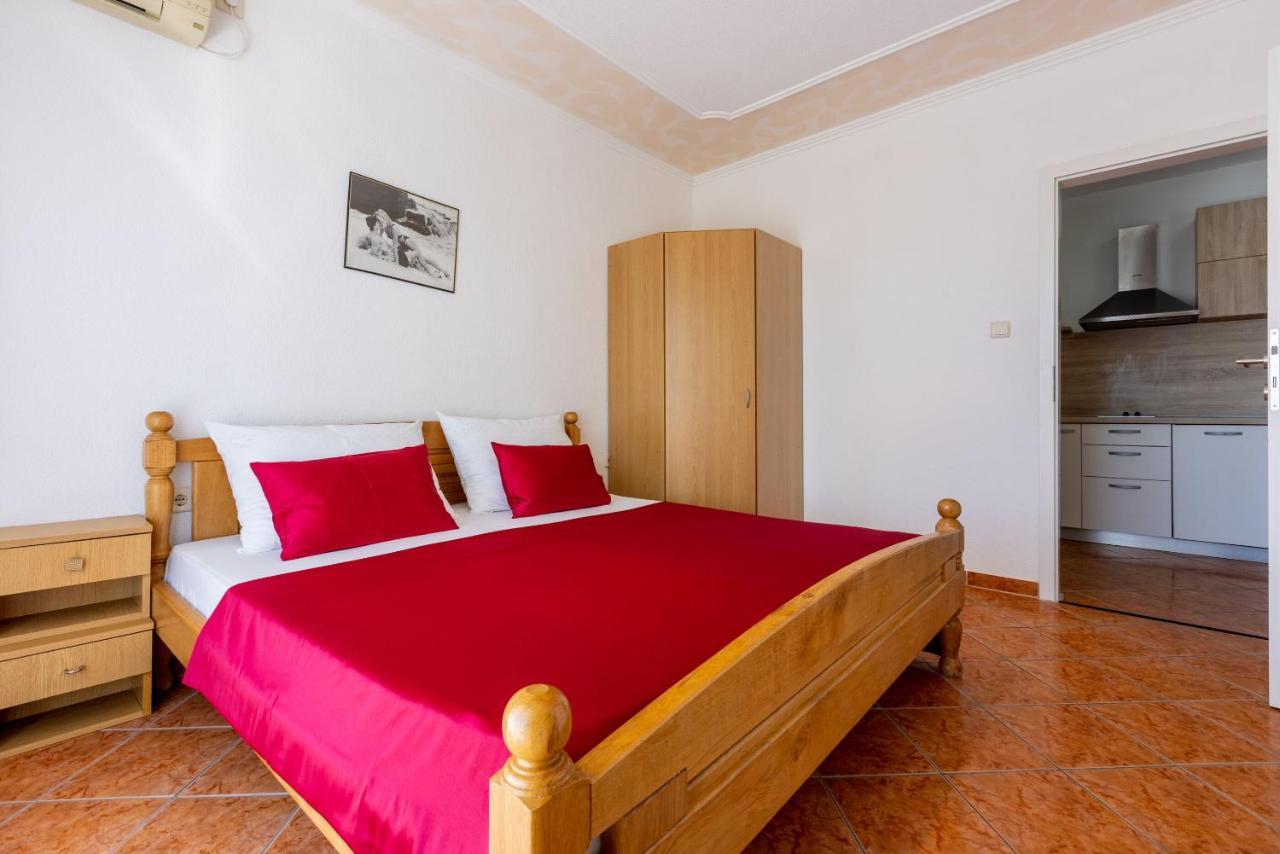 Apartments Pera Селце Екстер'єр фото