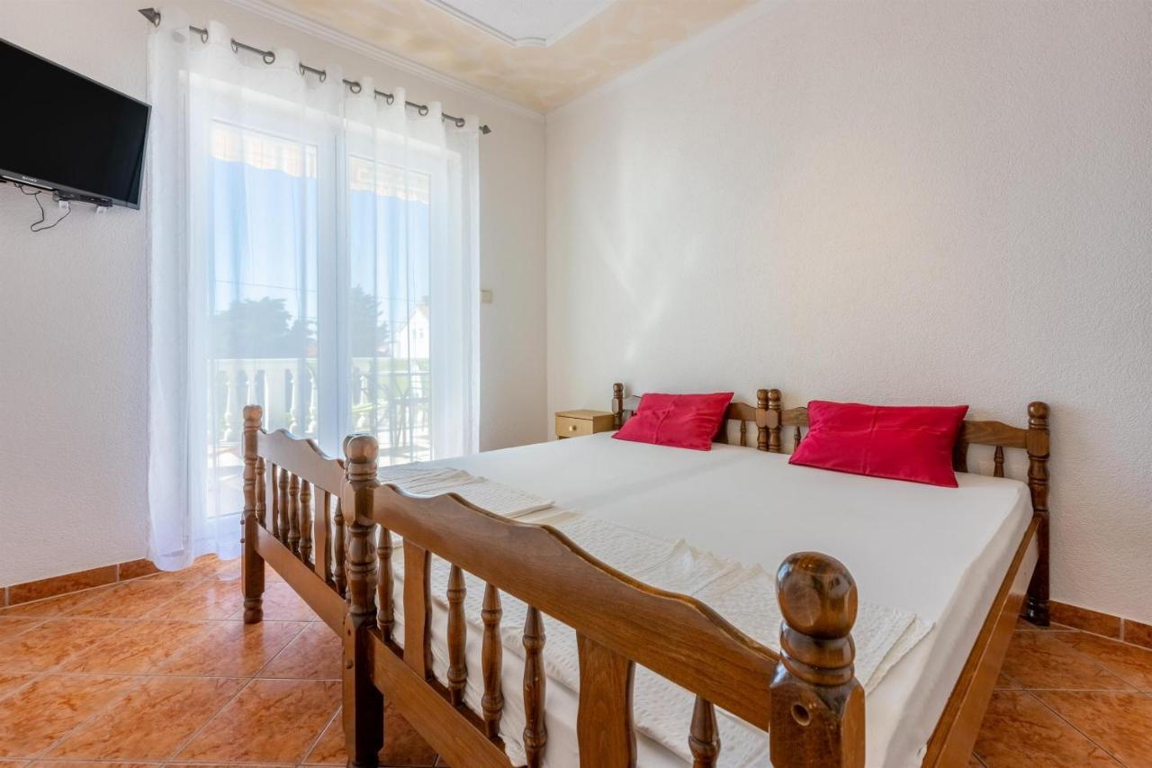 Apartments Pera Селце Екстер'єр фото