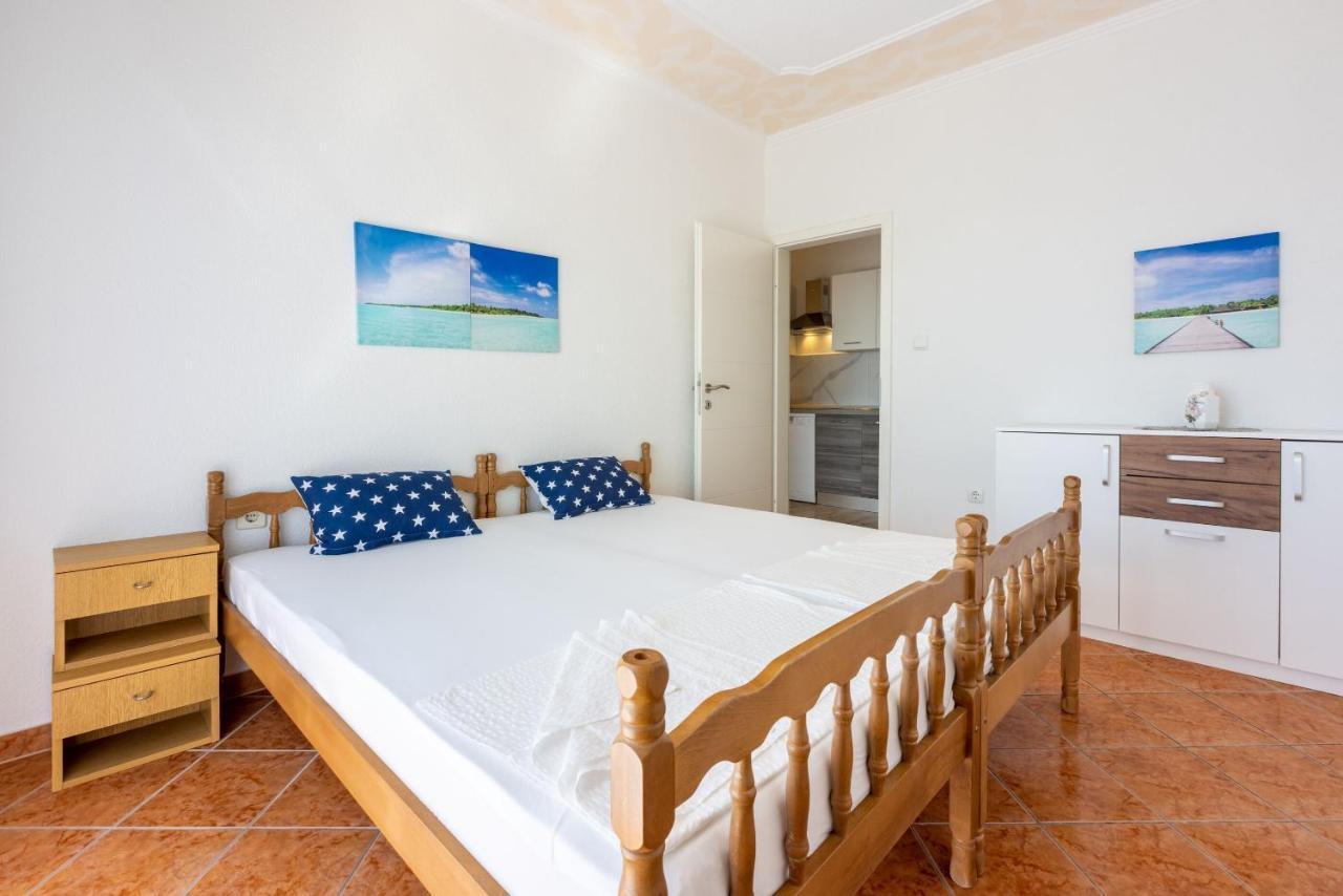 Apartments Pera Селце Екстер'єр фото