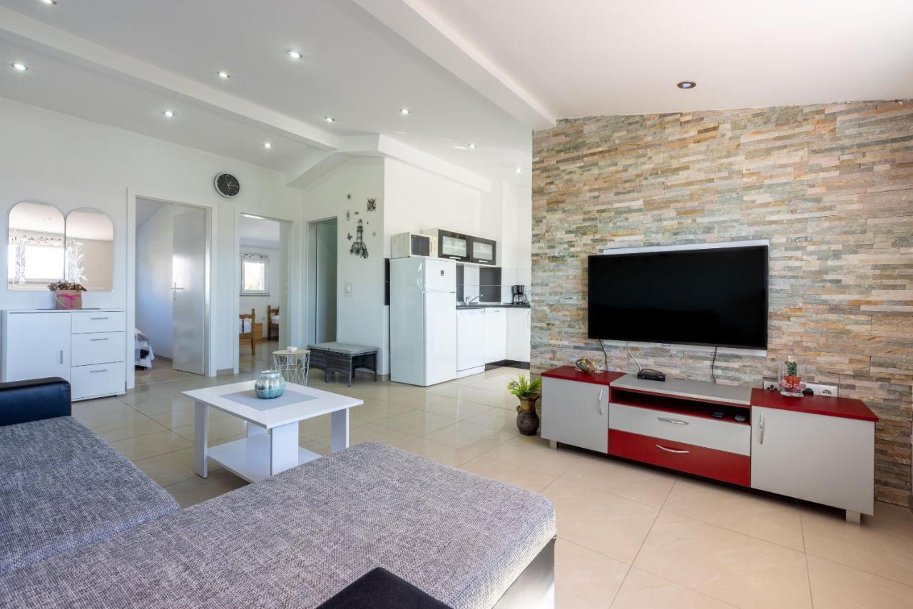 Apartments Pera Селце Екстер'єр фото